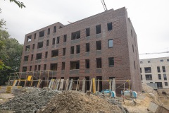 Neubauprojekt in Coerde: Wohnungsbau am Kiesekampweg. Hier von den Bahngleisen in Richtung Holtmannsweg gesehen.