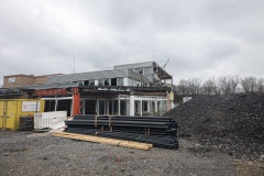 Coerde: Neubauten am Kiesekampweg. Der alte Supermarkt ist noch immer nicht vollständig abgerissen.