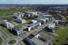 Ein Blick über das gesamte Areal rund um die frühere Eishalle - links am Bildrand verläuft die Steinfurter Straße. Am unteren Bildrand die Austermannstraße.