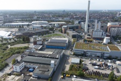 Der Stadthafen im Oktober 2023 von oben. In der Mitte die Stadtwerke Münster, oben links die Halle Münsterland.