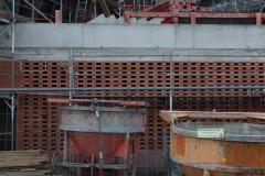 Das Bürogebäude am Dreieckshafen Ende August 2025.