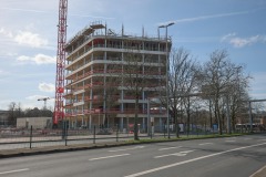 März 2024: Service-Zentrum des UKM in Münster - hier entsteht der 14-geschossige Turm. 
